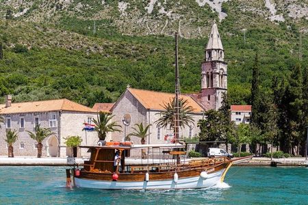 A Day with Captain Marko on the Historic Lorena