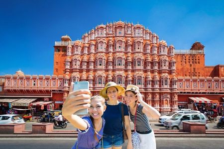 Overnight Jaipur Tour from Delhi by Car