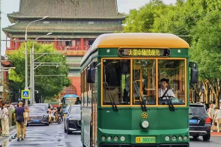 Ride and Craft Old Beijing Adventure