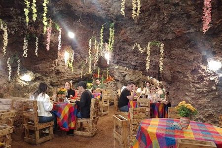 Teotihuacan Tour with Basilica of Guadalupe & Cave Restaurant