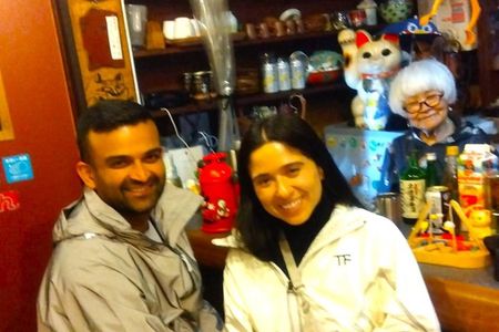 Shinjuku Bar Hopping Tour – Kabukicho & Golden Gai Experience