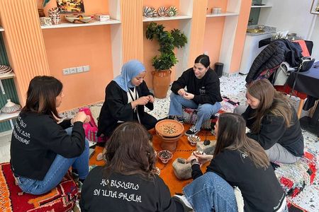 Marrakech: 2H Traditional Argan Oil Extraction Workshop