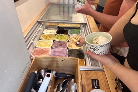 Marseille Street Food and Guided Sightseeing Walk