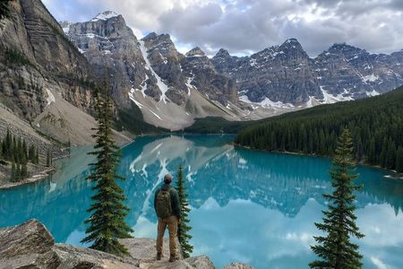 Round-Trip Shuttle Tour to Banff, Lake Louise & Johnston Canyon
