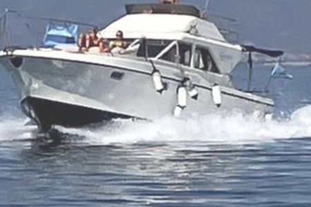 Yacht Tour in the Gulf of Cagliari with Aperitif