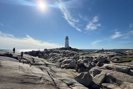 Peggy's Cove and City Tour including Titanic Cemetery