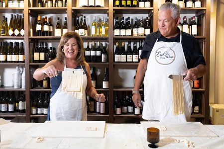 Fettuccine Ravioli & Tiramisu Cooking Class in Rome near Pantheon