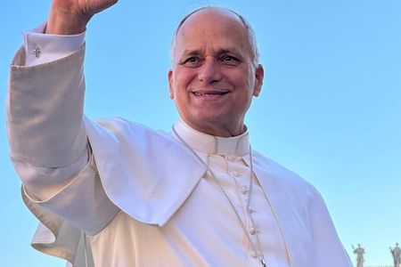 Guided Papal Audience Tour with privileged access