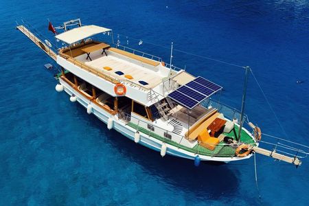 Ölüdeniz Boat Shared Tour max 30 people no loud music