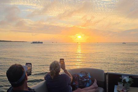 Sunset Harbor and Bay Cruise in Destin