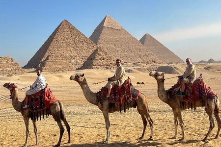 VIP Private Tour Giza Pyramids Saqqara Memphis All Inclusive