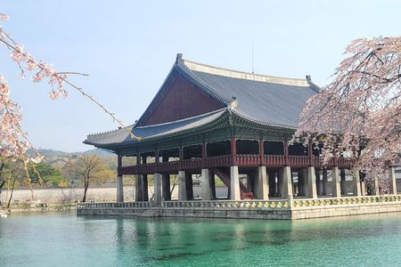 Seoul Highlights Gyeongbok Palace, Insadong, Seoul tower Cablecar