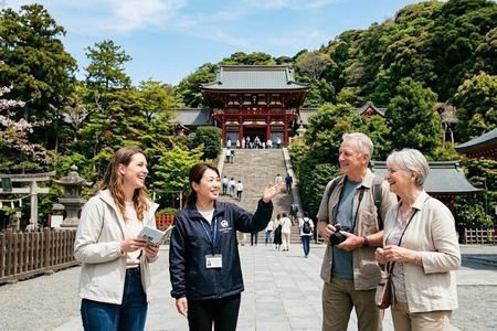 Kamakura 8 hr Private Walking Tour with Licensed Guide from Tokyo