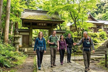 Kamakura One Day Hike Tour with Government-Licensed Guide