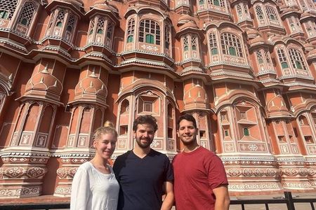 Private Full Day Jaipur Tour with Guide