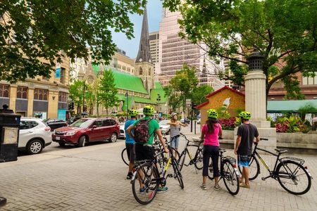 Bike / E-bike Tour: Montreal’s hidden treasures