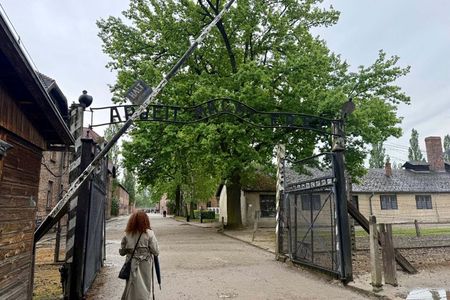From Krakow: Auschwitz-Birkenau Memorial and Museum Guided Tour