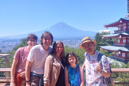 Mt. Fuji Day Trip from Tokyo by Car with Licensed Guide