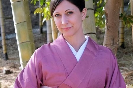 Kimono experience and temple tour in Kamakura