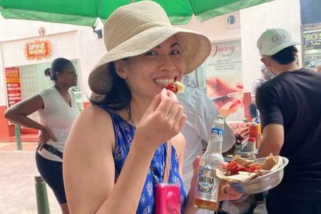 CARTAGENA: PROFESSIONAL STREET FOOD TOUR With AUTHENTIC TASTINGS