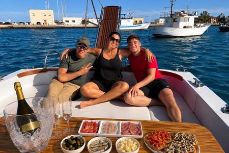 Sunset Boat Tour with Apericena Marzamemi and Capo Passero