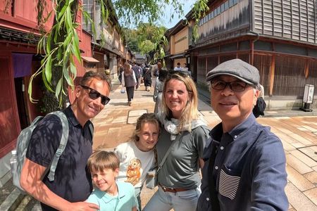 Kanazawa Customized Private Tour by Car with Licensed Guide