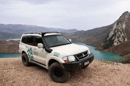 Tirane/Durres: Lake Bovilla & Gamti Mnt 4x4 Off-Road Experience