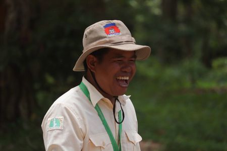Phnom Penh to Angkor Wat, Bayon & Ta Prohm Day Trip