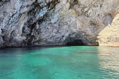Boat Tour to Giardini Naxos and Taormina Bathing Caves