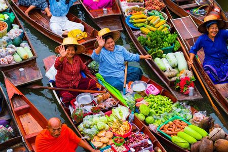 Bangkok: Floating and Train Market with Boat Trip