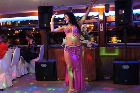 Cairo: Nile Dinner Cruise, Belly Dance & Tanoura