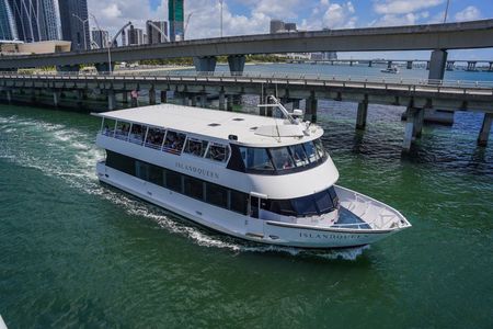 Miami and Everglades Adventure: Airboat & Bay Cruise Combo