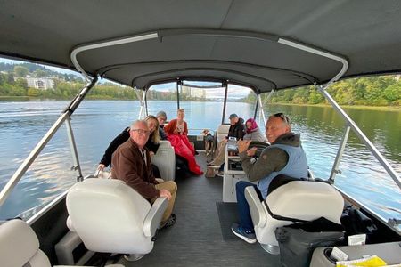 Scenic River Boat Tour on the Willamette River