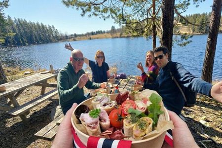 Oslo's Norwegian Food Tour: Local Chef & Forest Feast
