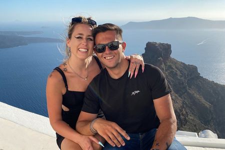 Private Panoramic and Iconic Day Tour in Santorini
