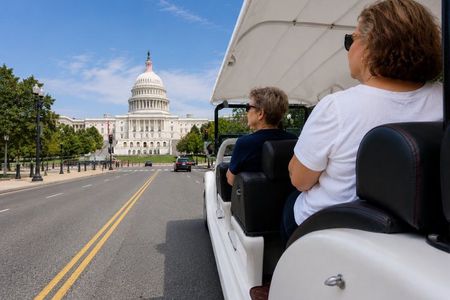 Washington DC: Small-Group Vintage Cart Monuments Tour