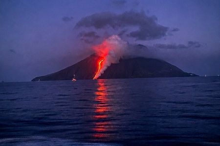 Relaxation excursion from Lipari Panarea and Stromboli.