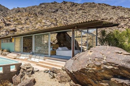 Explore Palm Springs Mid Century Architecture in Style