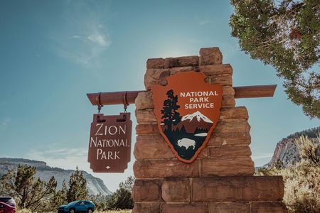 From Salt Lake city : small group tour to Zion National Park