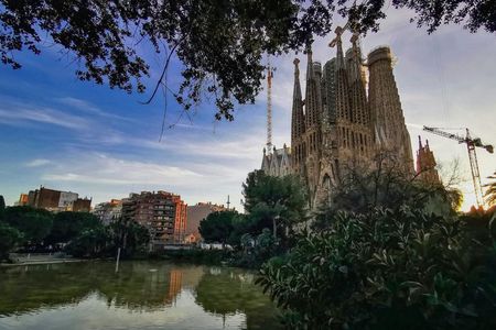 Barcelona Highlights Tour Park Güell and Gothic Quarter