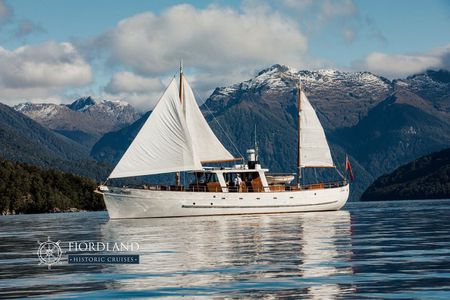 Lake Te Anau - Exclusive Private Yacht Charter
