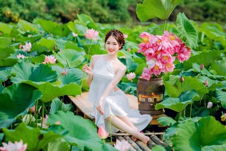 Ninh Binh Day Tour from Hanoi with Trang An Boat Trip & Mua Cave