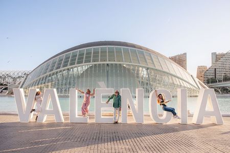 Valencia: City of Arts & Sciences Walking Tour with Local Guide