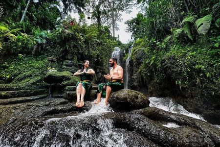 Ubud Melukat Purification Experience with Cultural Tour