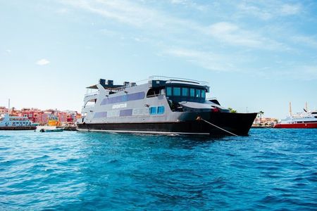 Luxury Catamaran Semi Submarine & Island & Sunset - Hurghada