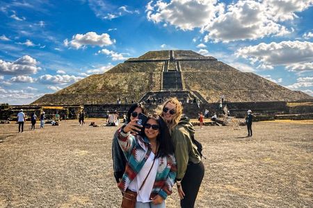 Teotihuacan Early Access Small Group Tour: Beyond the Pyramids
