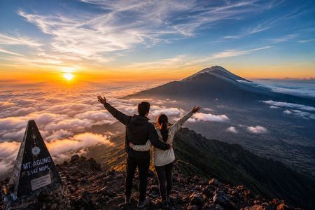 Mount Agung Sunrise Trekking Adventure with Breakfast