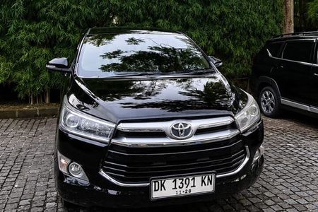Private Luxury Car Charter in Bali with English Speaking Driver