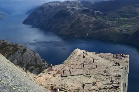 Guided Pulpit Rock Hiking Tour Experience in Stavanger
