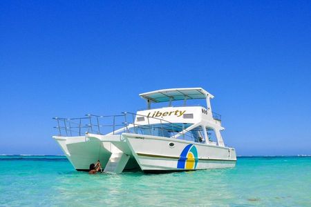 Live Dj, Hip Hop, Afro beat Party Boat Adults Only with Open Bar